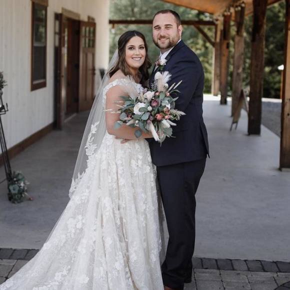 Meet your Posher, Savannah - Picture 1 of 1